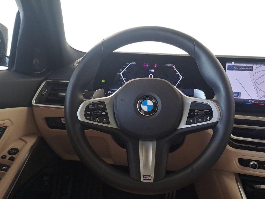 BMW 330 d 48V xDrive Touring Msport Aut. + Tetto apr. - 11
