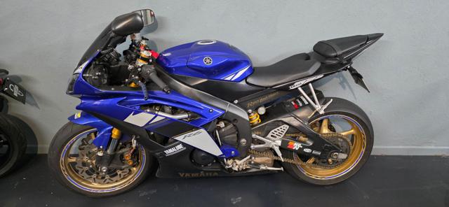 YAMAHA YZF R6 Blu metallizzato