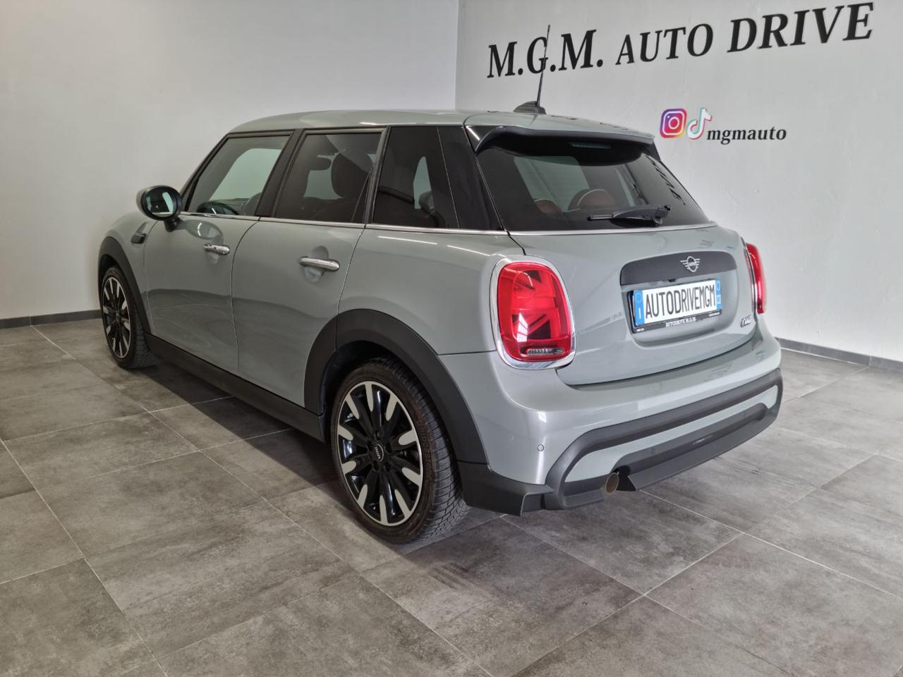 MINI Cooper 1.5 One 75 CV Classic 5 porte - 23