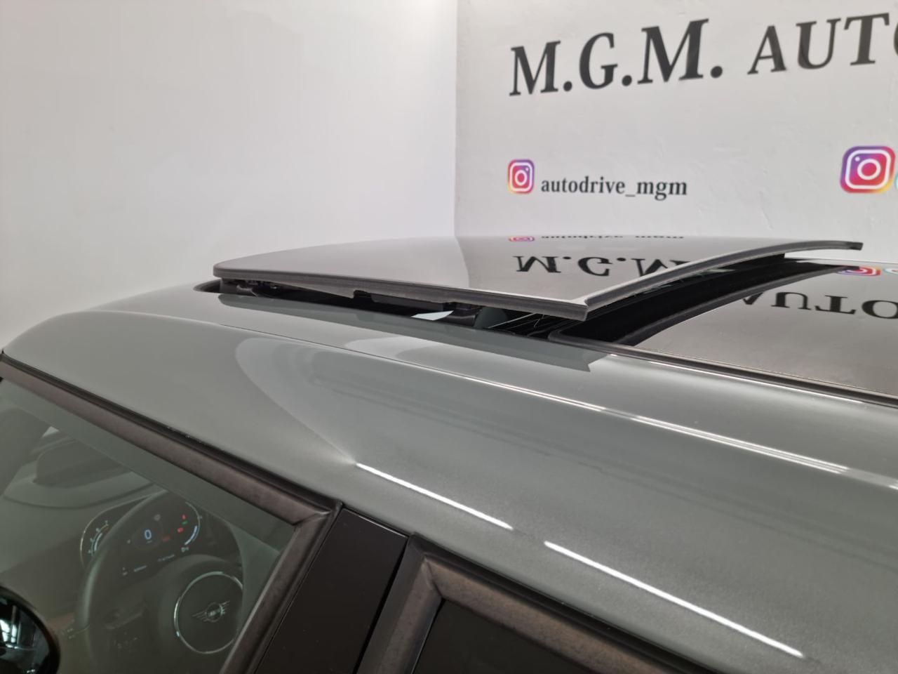 MINI Cooper 1.5 One 75 CV Classic 5 porte - 6