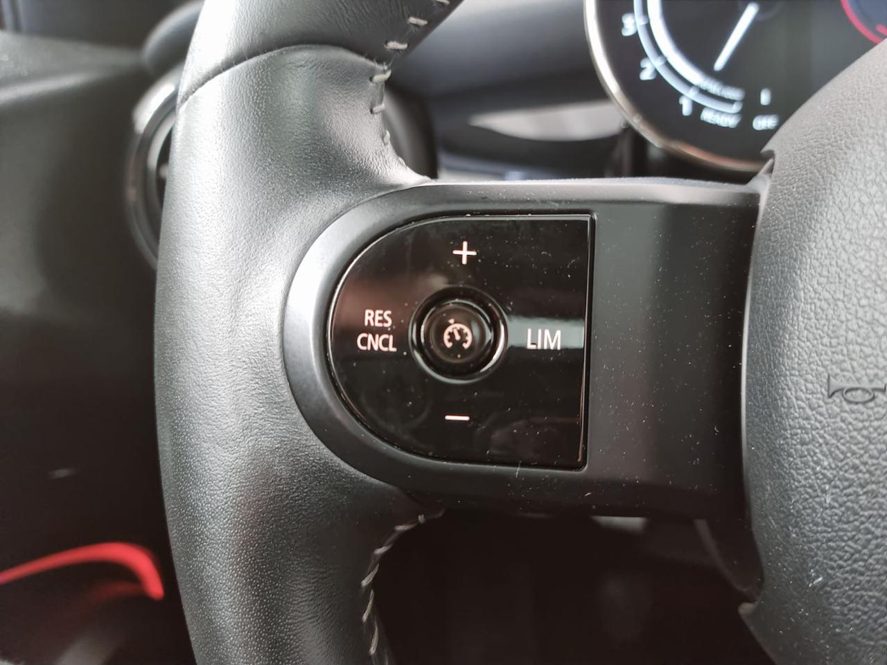 MINI Cooper 1.5 One 75 CV Classic 5 porte - 18