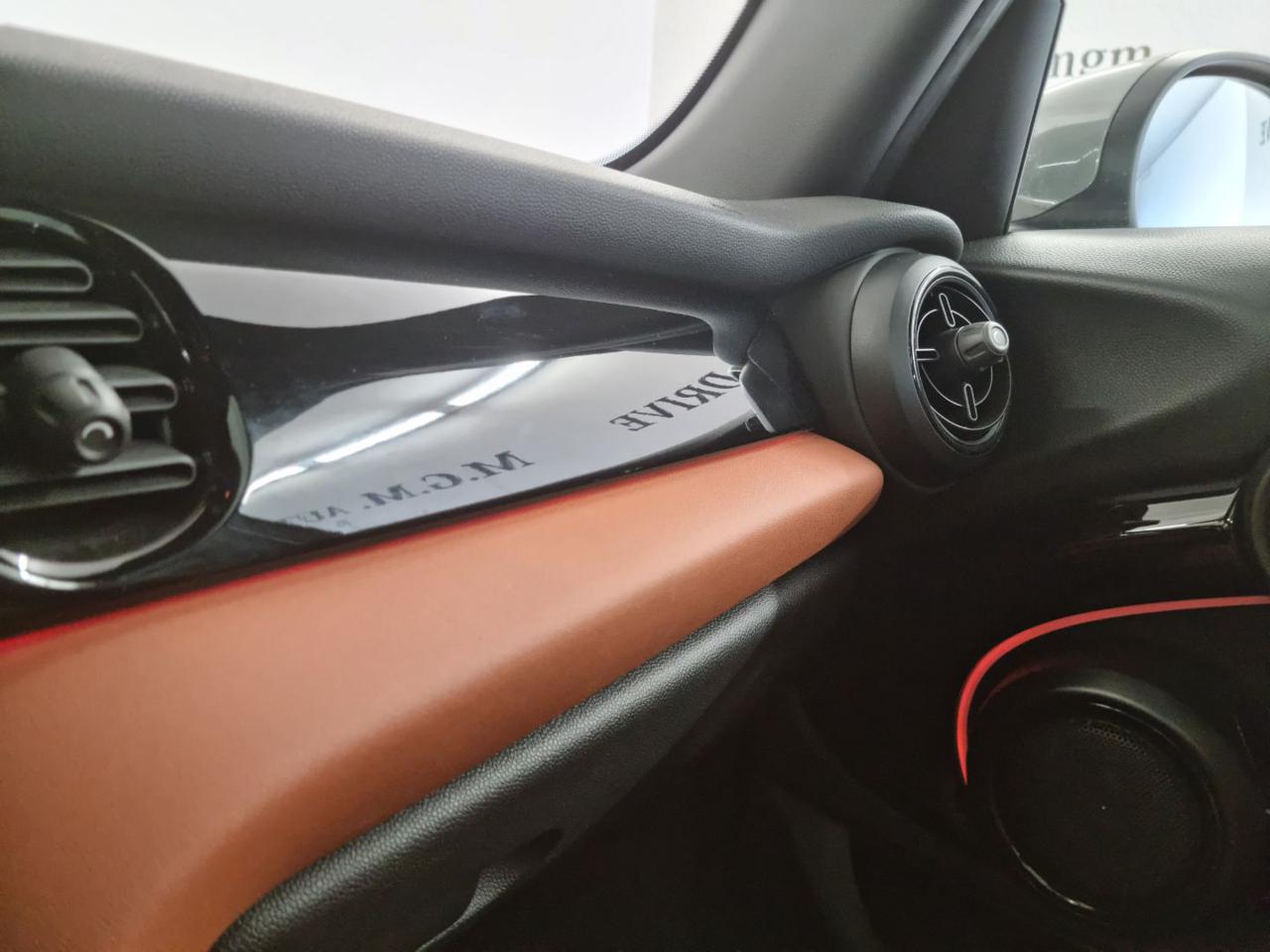 MINI Cooper 1.5 One 75 CV Classic 5 porte - 38