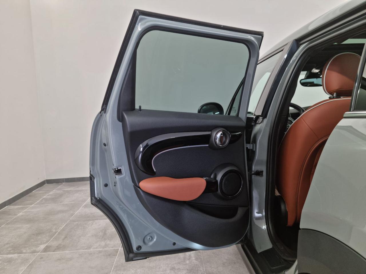 MINI Cooper 1.5 One 75 CV Classic 5 porte - 27