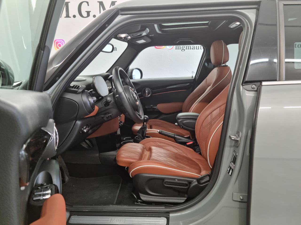 MINI Cooper 1.5 One 75 CV Classic 5 porte - 8