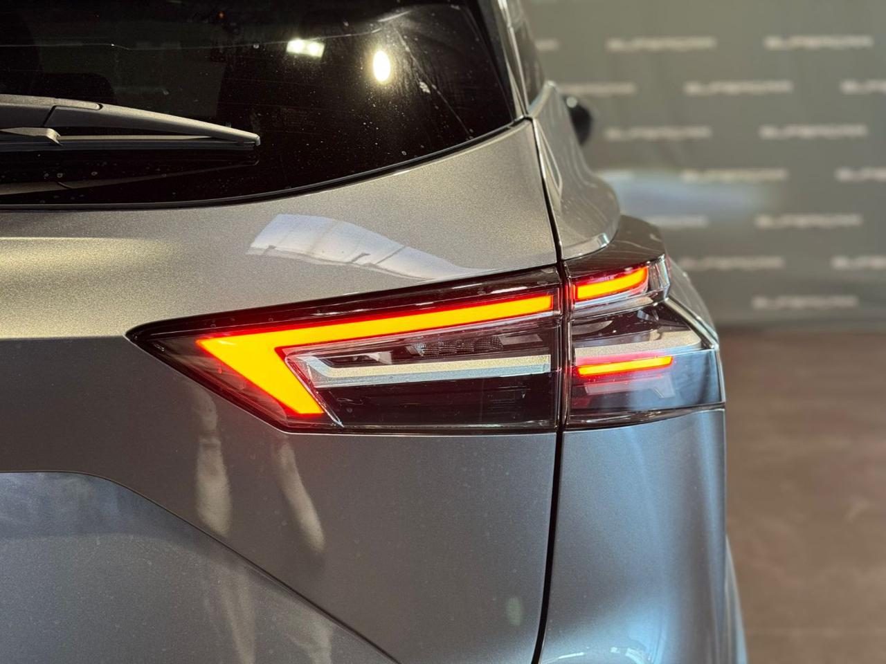 NISSAN Qashqai MHEV 158 CV Xtronic N-Connecta - 6