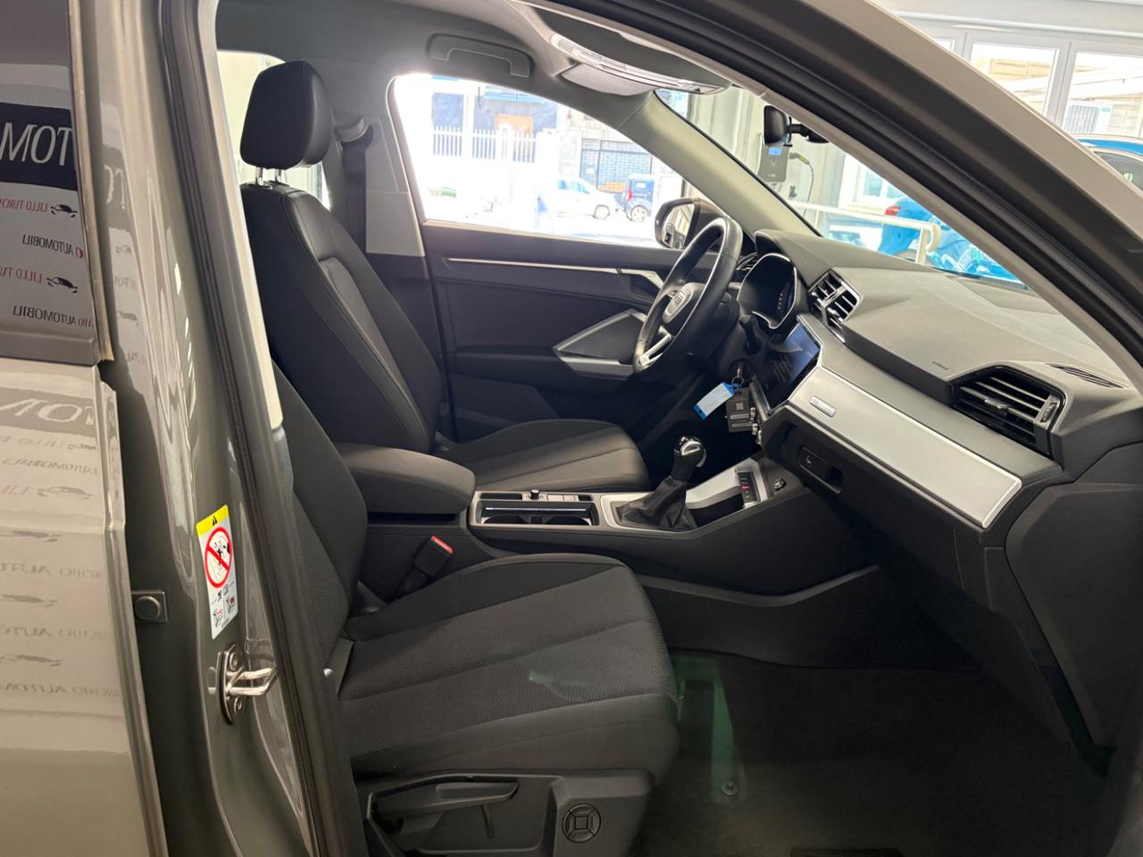 AUDI Q3 35 TDI S tronic Business Advanced - 18