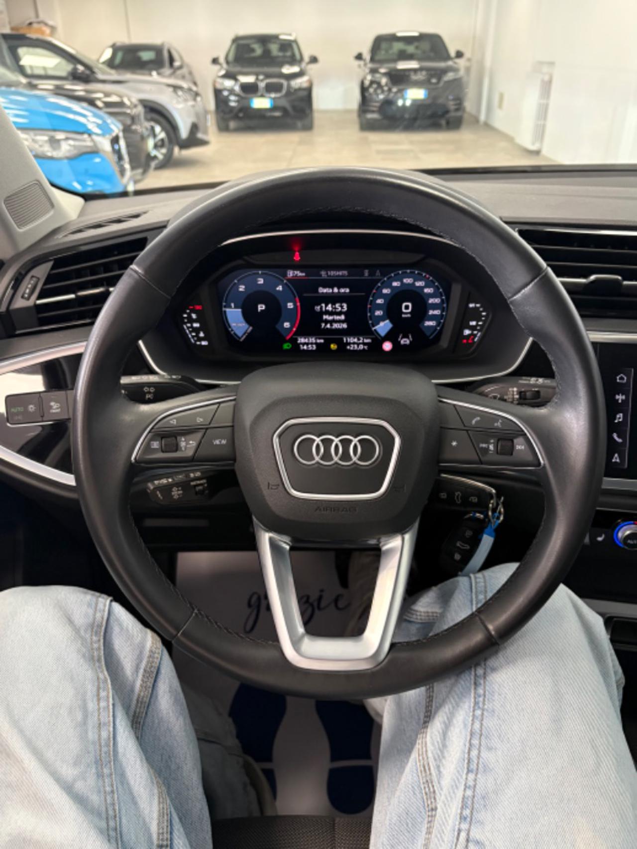 AUDI Q3 35 TDI S tronic Business Advanced - 9