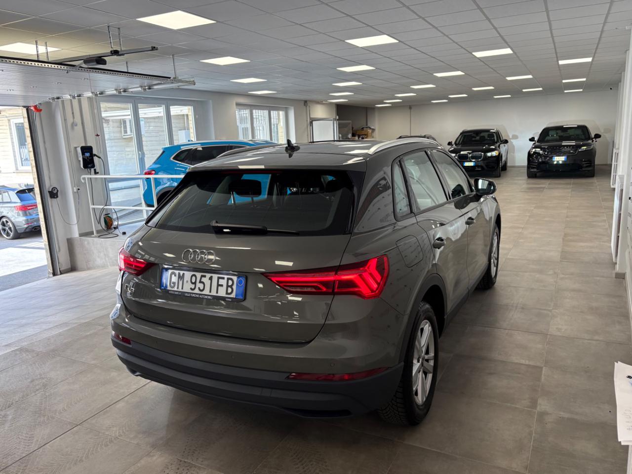 AUDI Q3 35 TDI S tronic Business Advanced - 6
