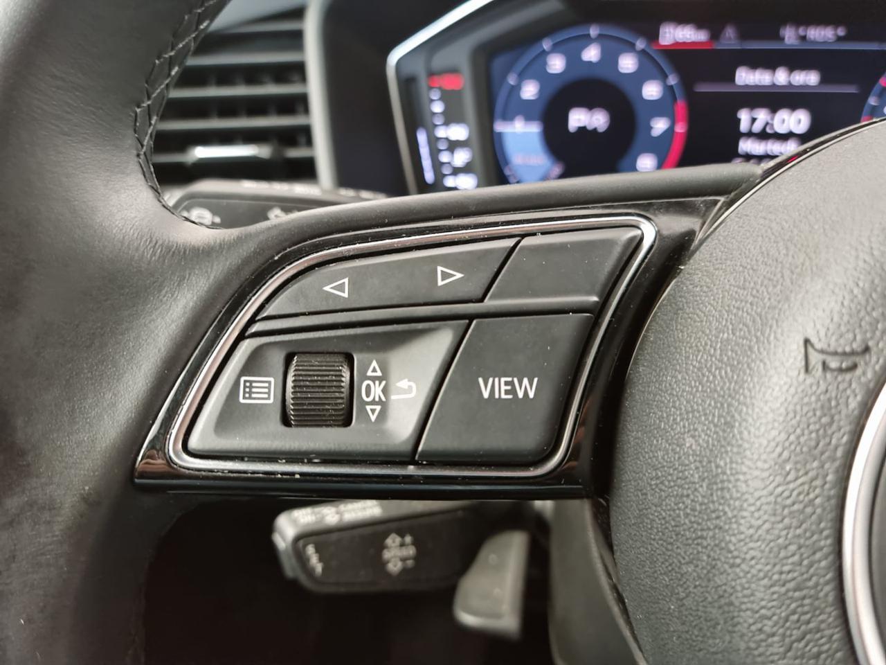 AUDI A1 SPB 25 TFSI S tronic Identity Black SLINE - 14