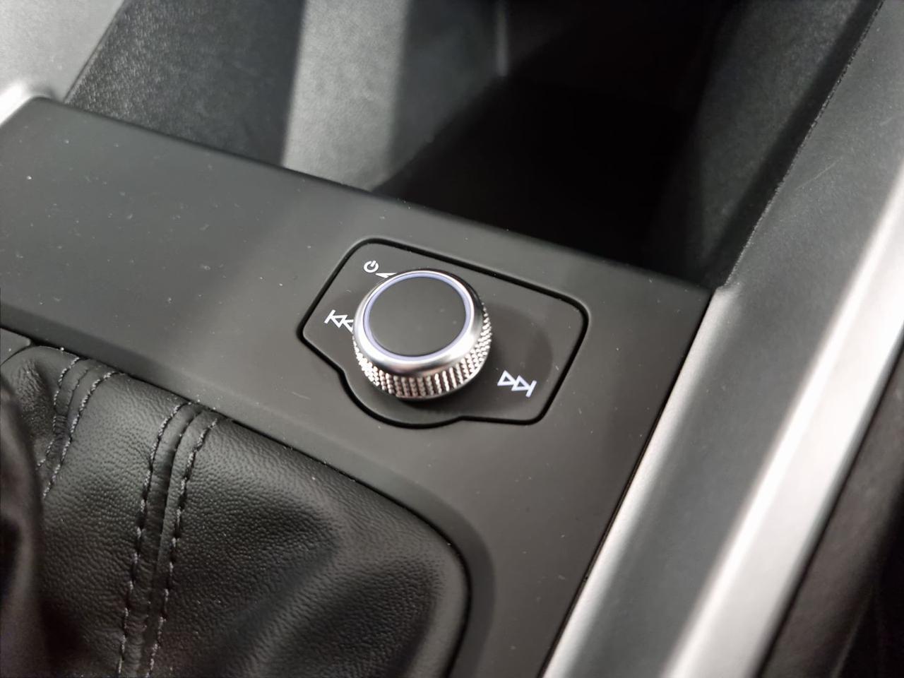 AUDI A1 SPB 25 TFSI S tronic Identity Black SLINE - 35