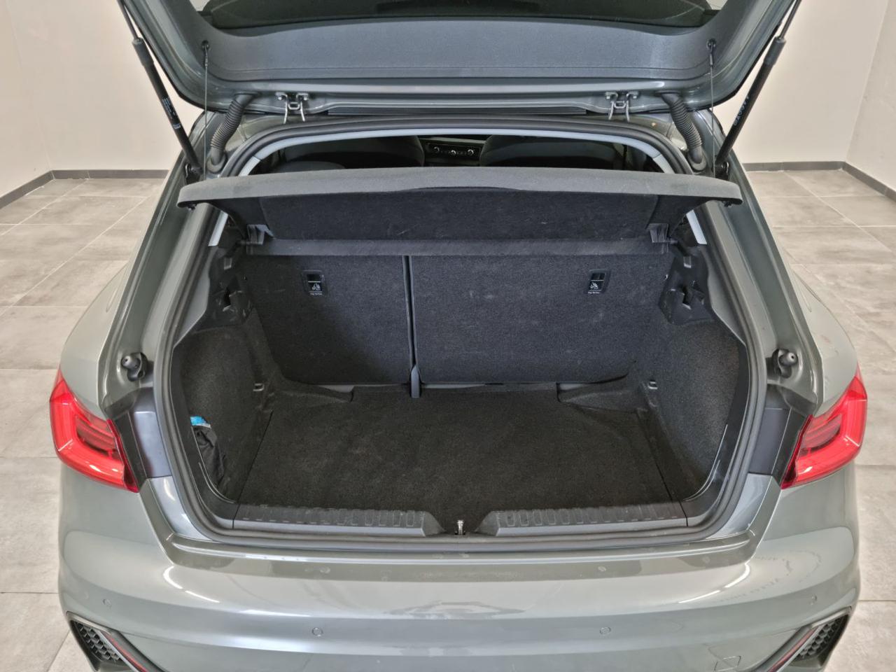 AUDI A1 SPB 25 TFSI S tronic Identity Black SLINE - 12