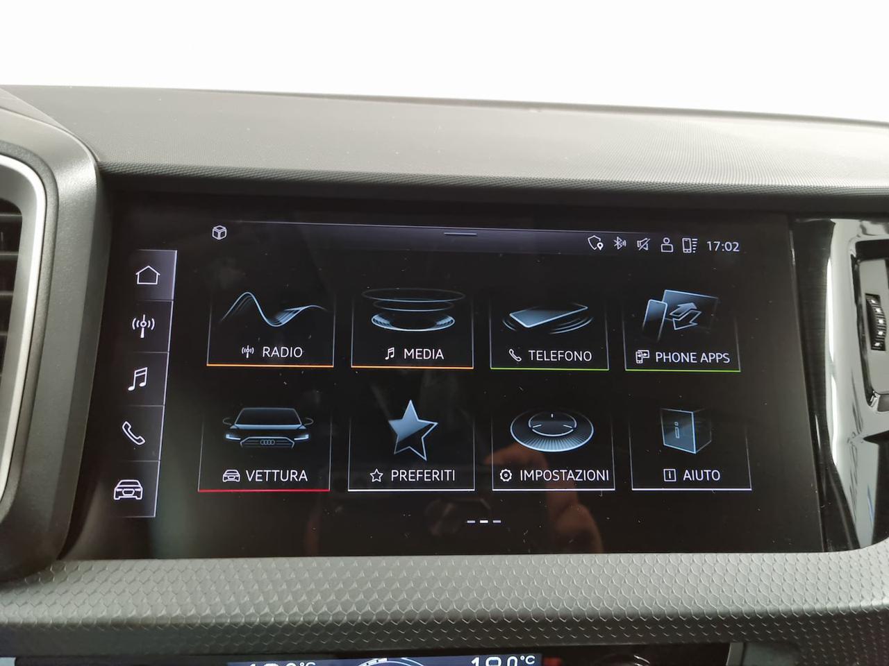 AUDI A1 SPB 25 TFSI S tronic Identity Black SLINE - 13