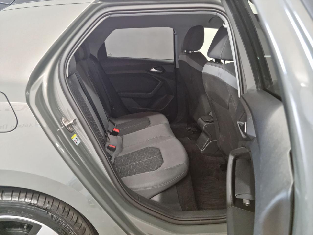 AUDI A1 SPB 25 TFSI S tronic Identity Black SLINE - 30