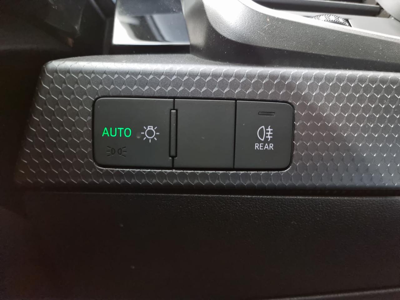 AUDI A1 SPB 25 TFSI S tronic Identity Black SLINE - 23