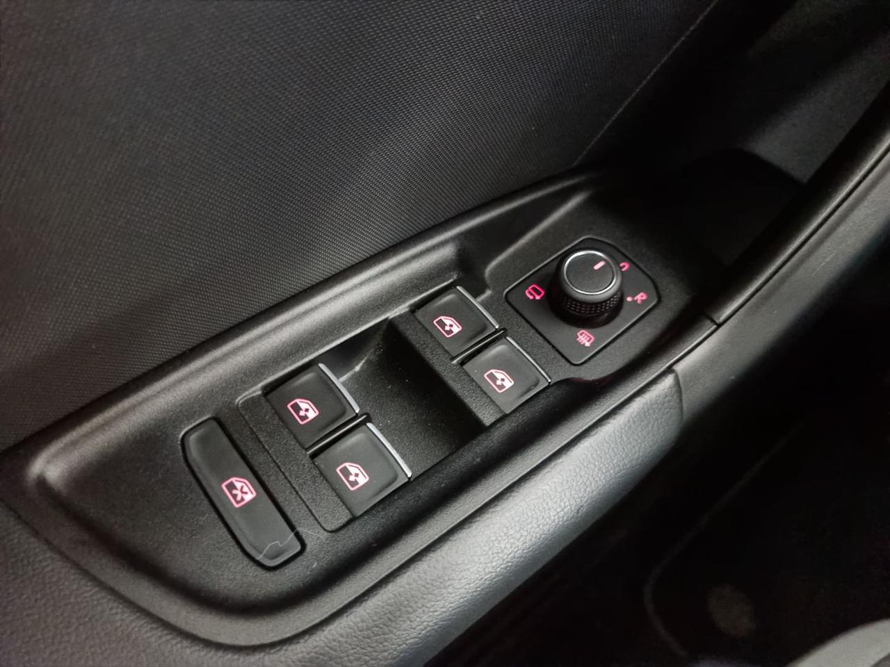 AUDI A1 SPB 25 TFSI S tronic Identity Black SLINE - 22