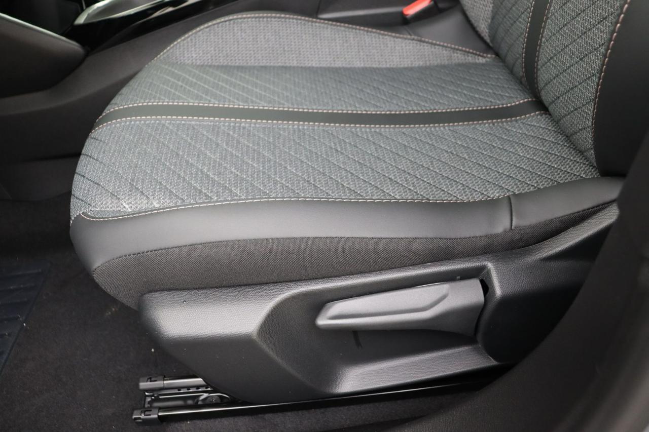 PEUGEOT 2008 Turbo benzina 100cv Allure - 16