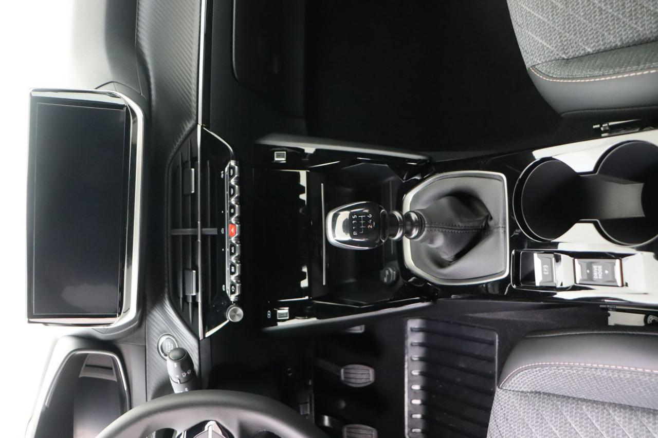 PEUGEOT 2008 Turbo benzina 100cv Allure - 12