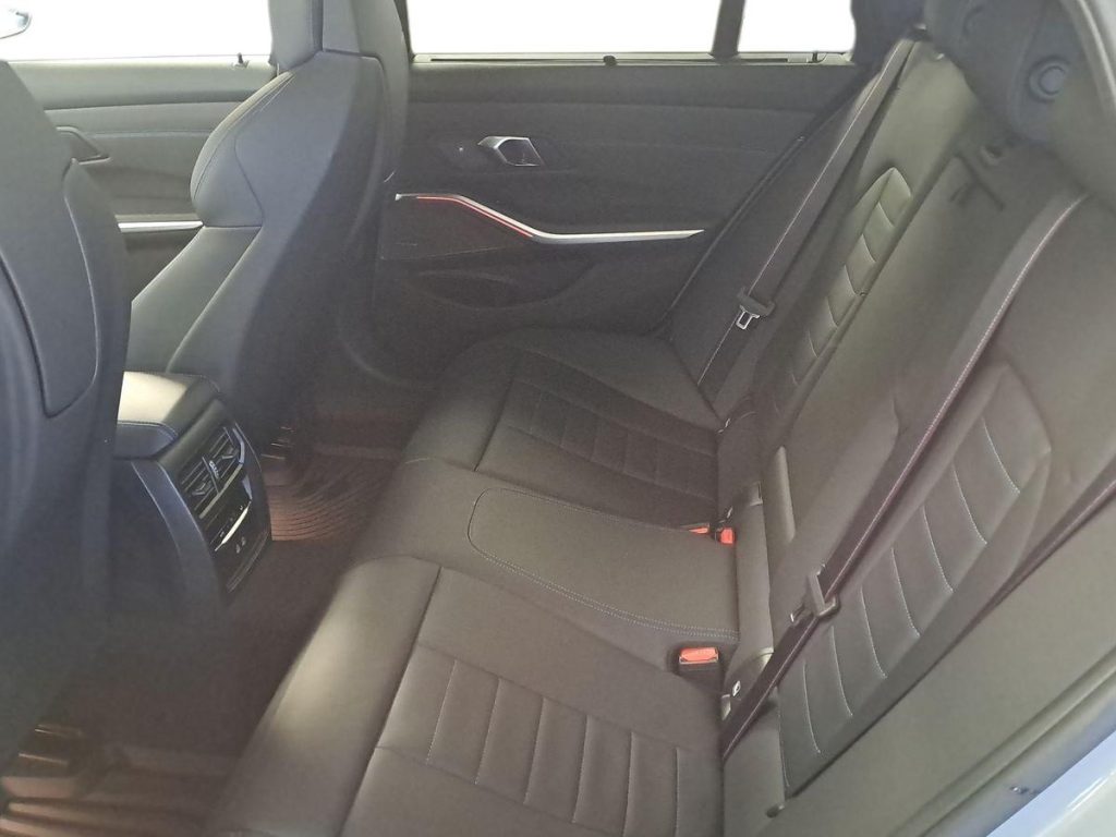 BMW 340 i xDrive 48V Touring Msport Pro - 12