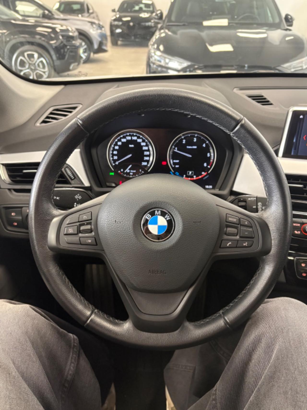 BMW X1 sDrive18d Business Advantage - 11