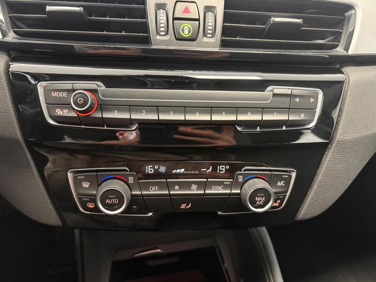 BMW X1 sDrive18d Business Advantage - 17