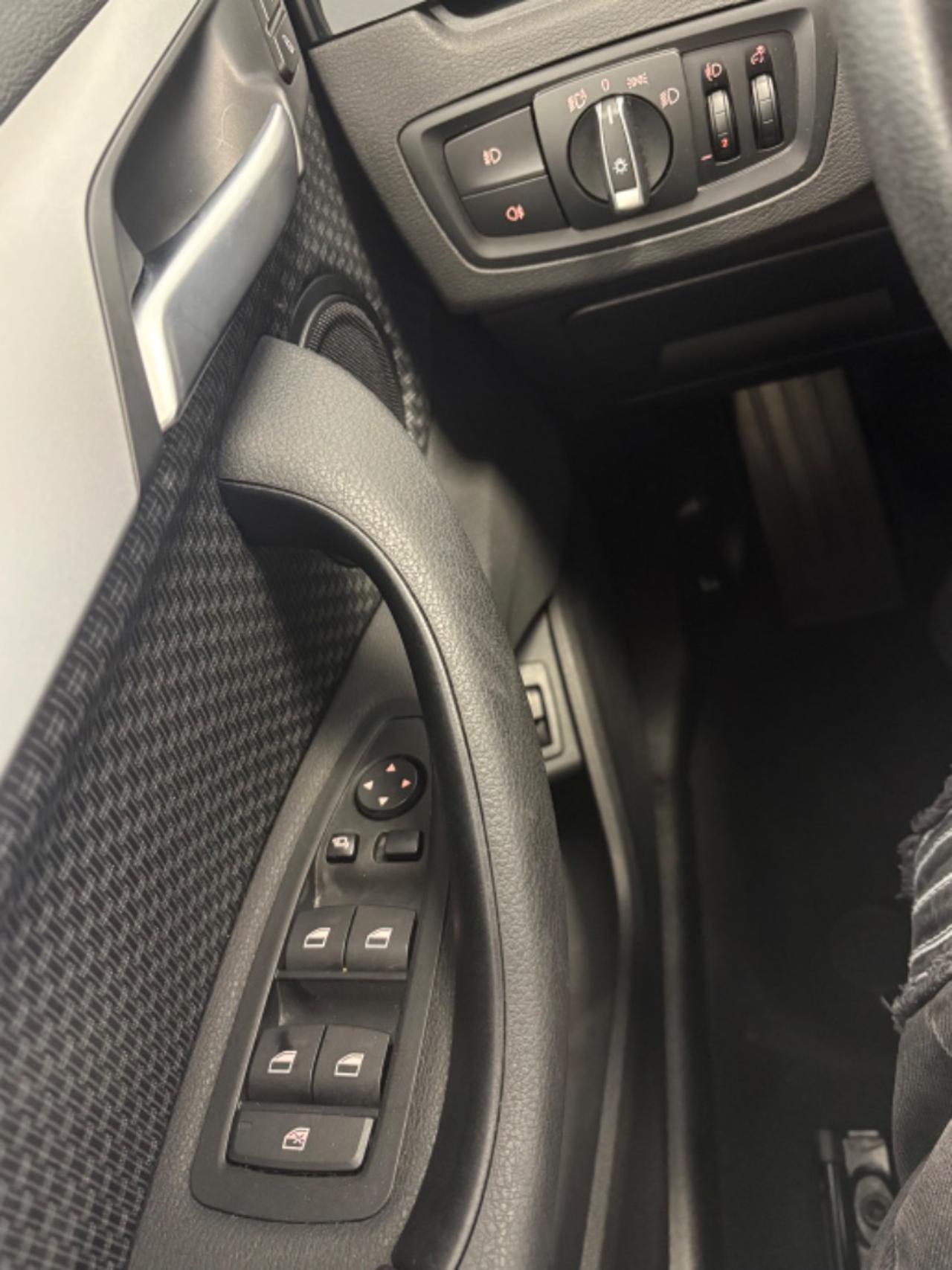 BMW X1 sDrive18d Business Advantage - 13