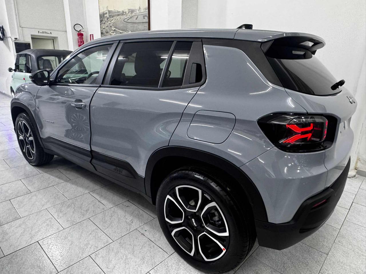 JEEP Avenger 1.2 Turbo 110 CV MHEV Summit - 6