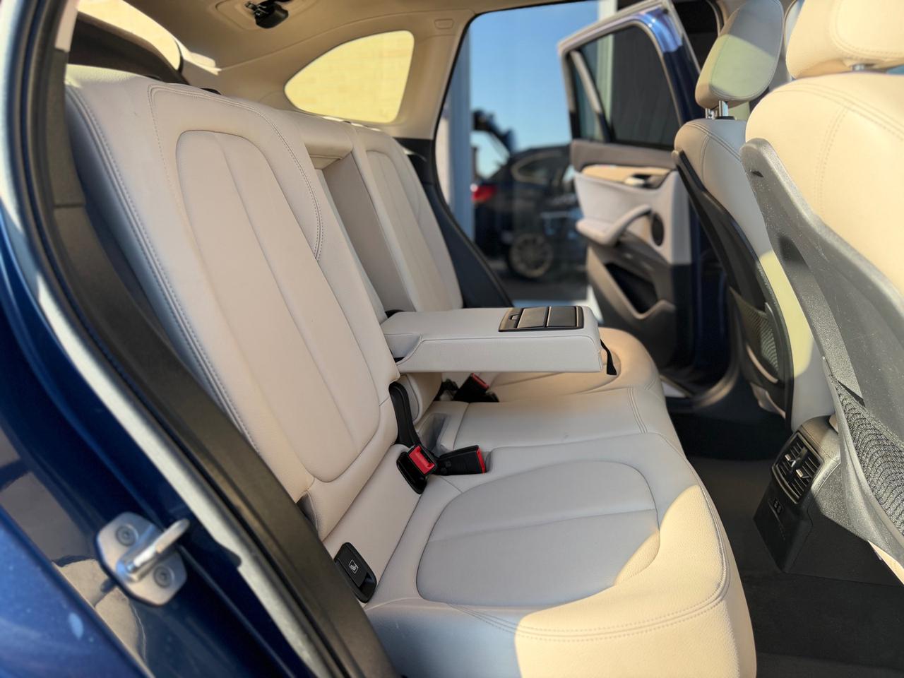 BMW X1 sDrive18d Business Advantage  (TETTO) - 10