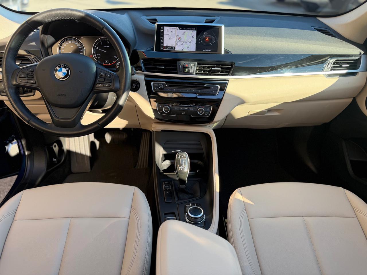 BMW X1 sDrive18d Business Advantage  (TETTO) - 11