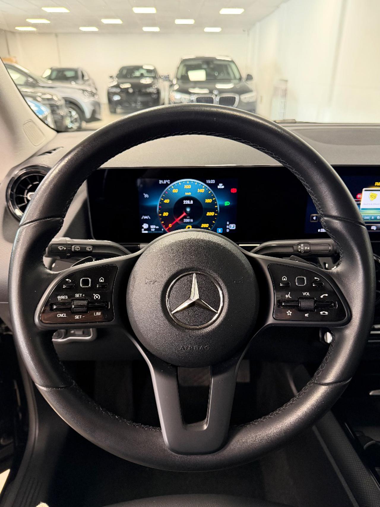 MERCEDES-BENZ GLA 200 d Automatic Executive - 9