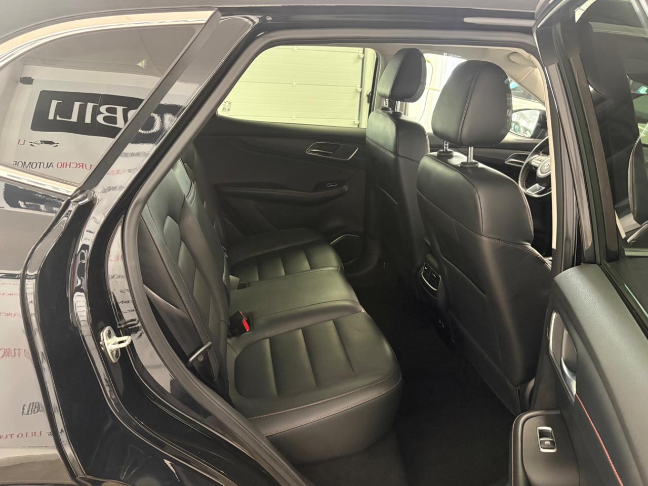 MG HS 1.5T-GDI AT LUXURY - 19