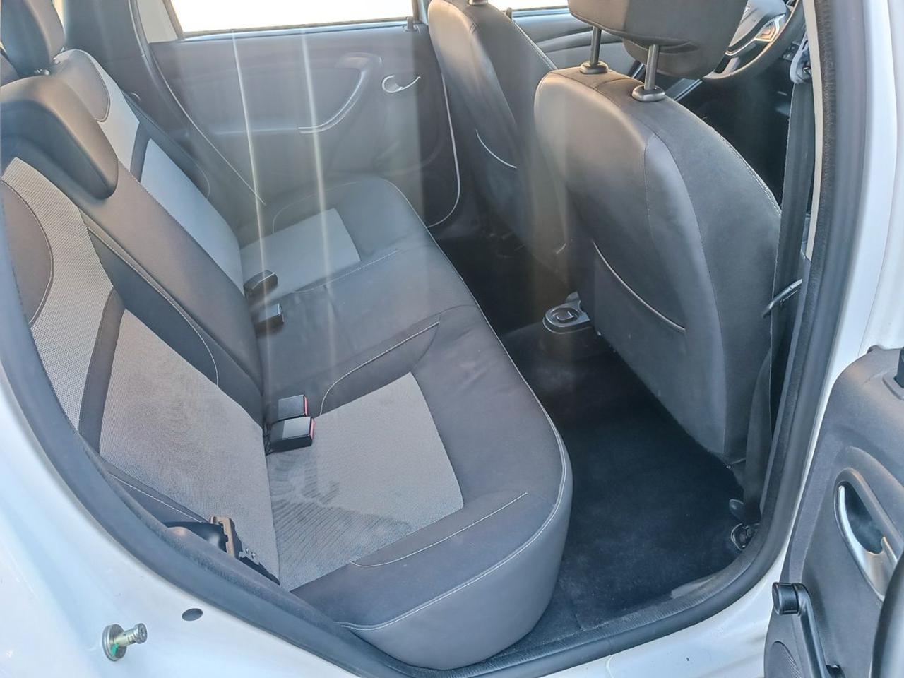 DACIA Duster 1.6 115CV Start&Stop 4x2 GPL Lauréate - 12