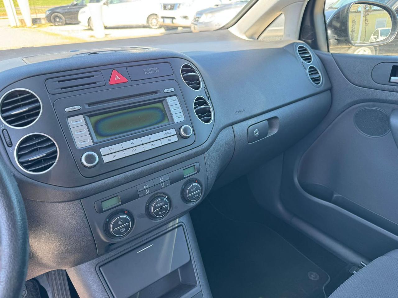 VOLKSWAGEN Golf Plus 1.9 TDI Comfortline - 9