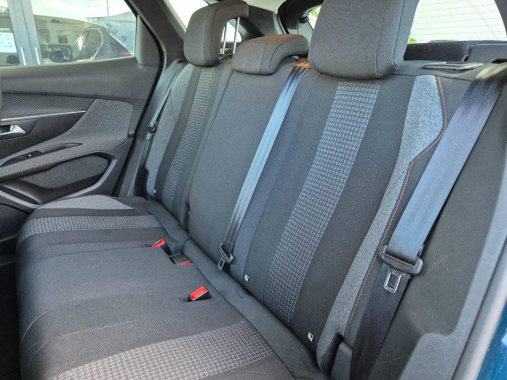 PEUGEOT 3008 BlueHDi 130 S&S EAT8 Active Pack - 9