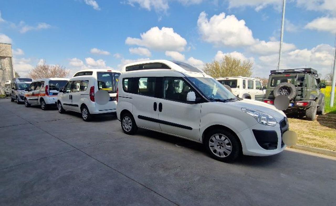 FIAT Doblo Doblò 1.9 MJT 120 CV TRASPORTO DISABILI TETTO ALTO - 17