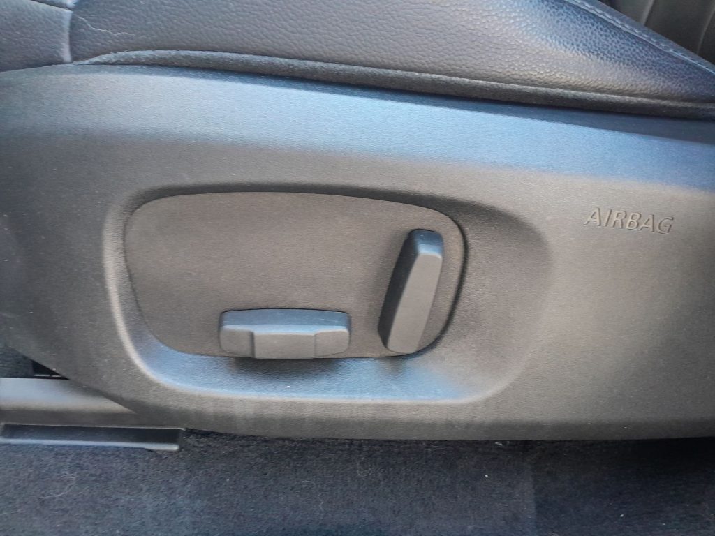 LAND ROVER Range Rover Evoque 2.0 D180 S AWD auto - 18