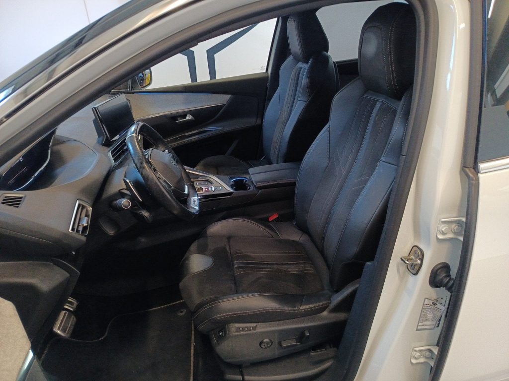 PEUGEOT 5008 1.5 bluehdi GT Pack s&s 130cv eat8 - 8