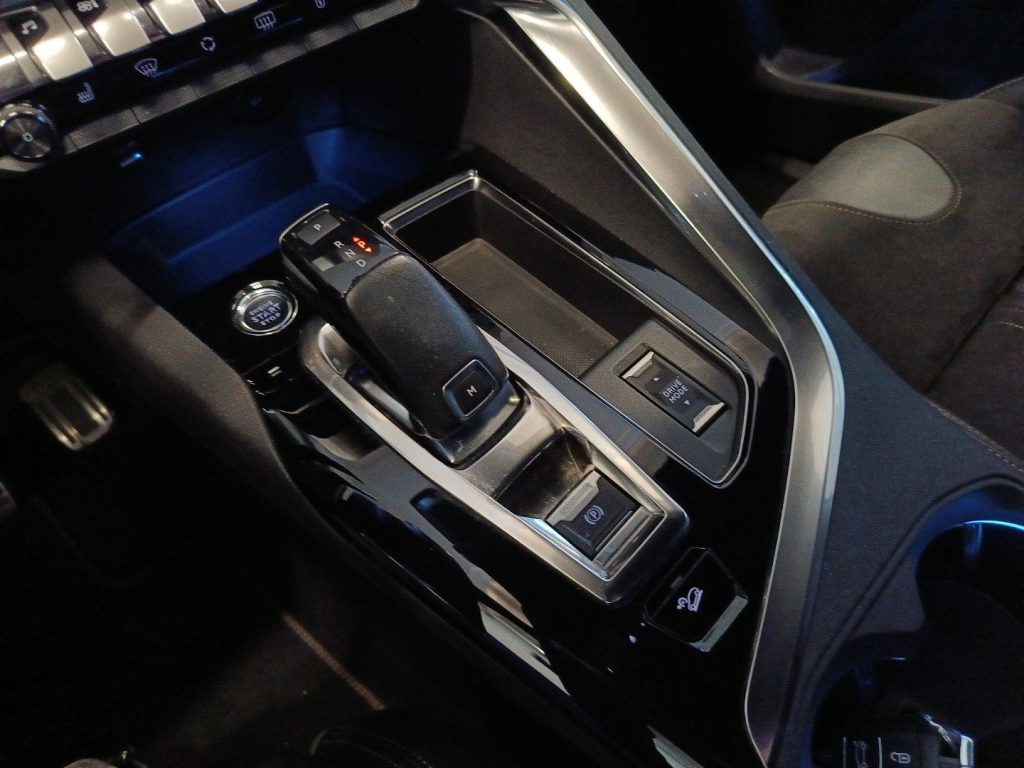 PEUGEOT 5008 1.5 bluehdi GT Pack s&s 130cv eat8 - 16