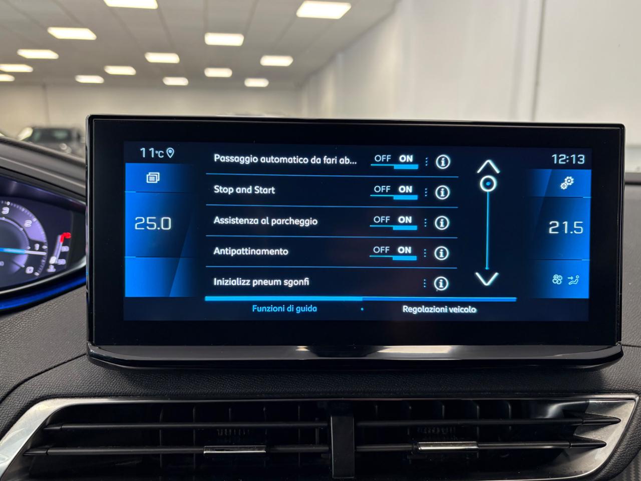 PEUGEOT 3008 BlueHDi 130 S&S EAT8 Allure Pack - 22