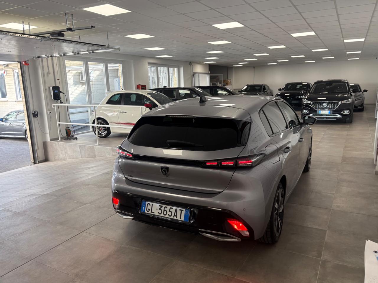 PEUGEOT 308 BlueHDi 130 S&S EAT8 Allure - 4