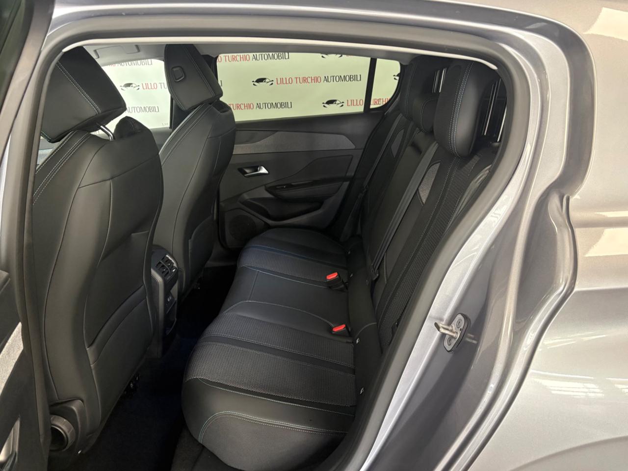 PEUGEOT 308 BlueHDi 130 S&S EAT8 Allure - 20