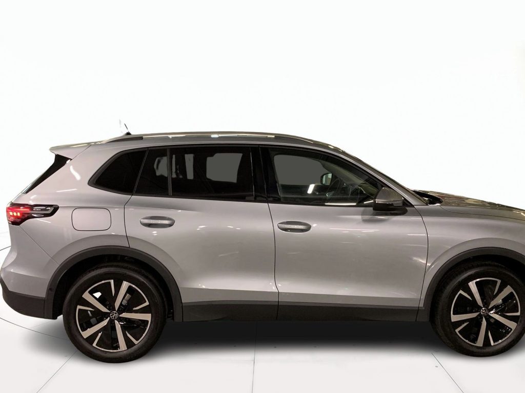 VOLKSWAGEN Tiguan Nuova Tiguan Edition Plus 1.5 eTSI ACT 110 kW (150 - 3