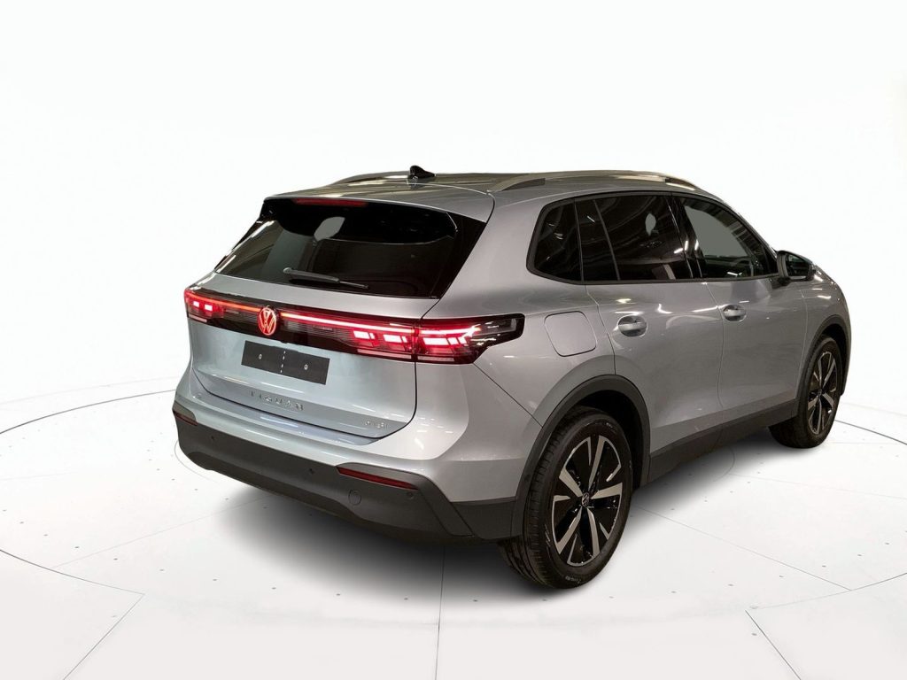 VOLKSWAGEN Tiguan Nuova Tiguan Edition Plus 1.5 eTSI ACT 110 kW (150 - 4