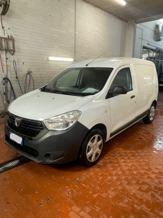 DACIA Dokker Bianco pastello