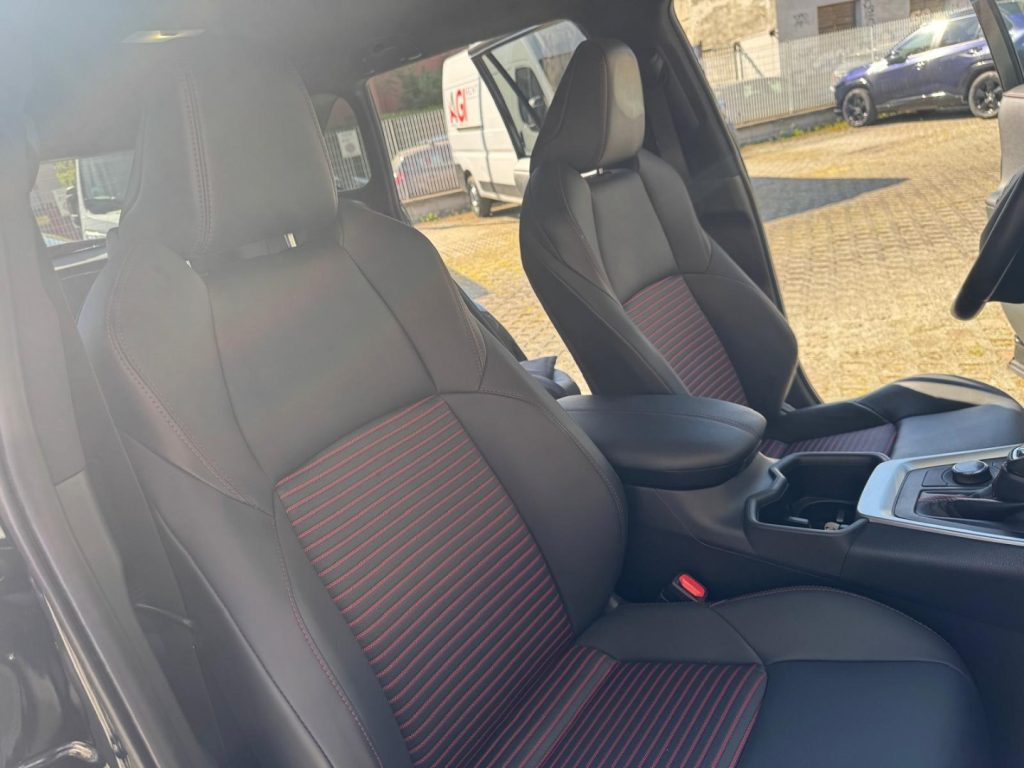 SUZUKI Across 2.5 Plug-in Hybrid E-CVT 4WD Top - 21