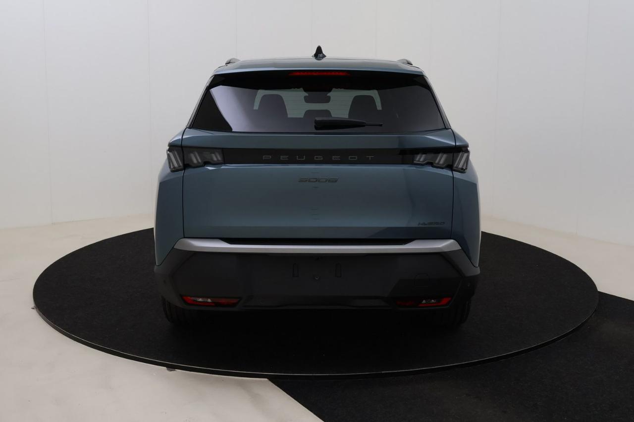 PEUGEOT 5008 Hybrid 145 e-DCS6 Allure - 18