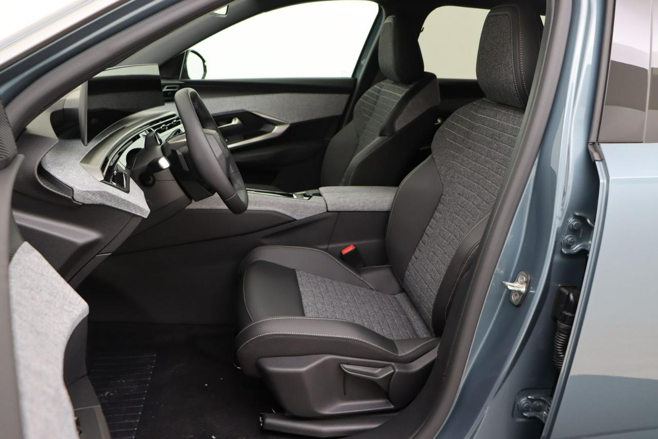 PEUGEOT 5008 Hybrid 145 e-DCS6 Allure - 5