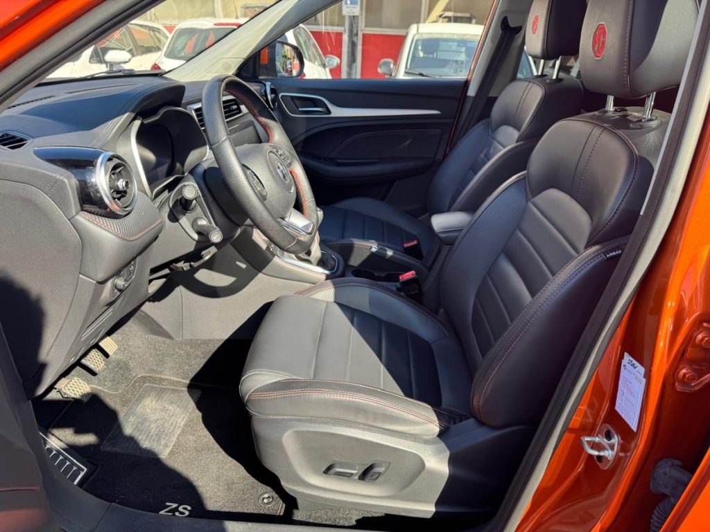 MG ZS 1.5 VTi-tech LUXURY - 11