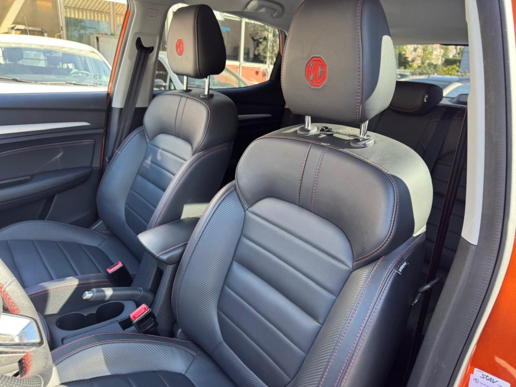 MG ZS 1.5 VTi-tech LUXURY - 12