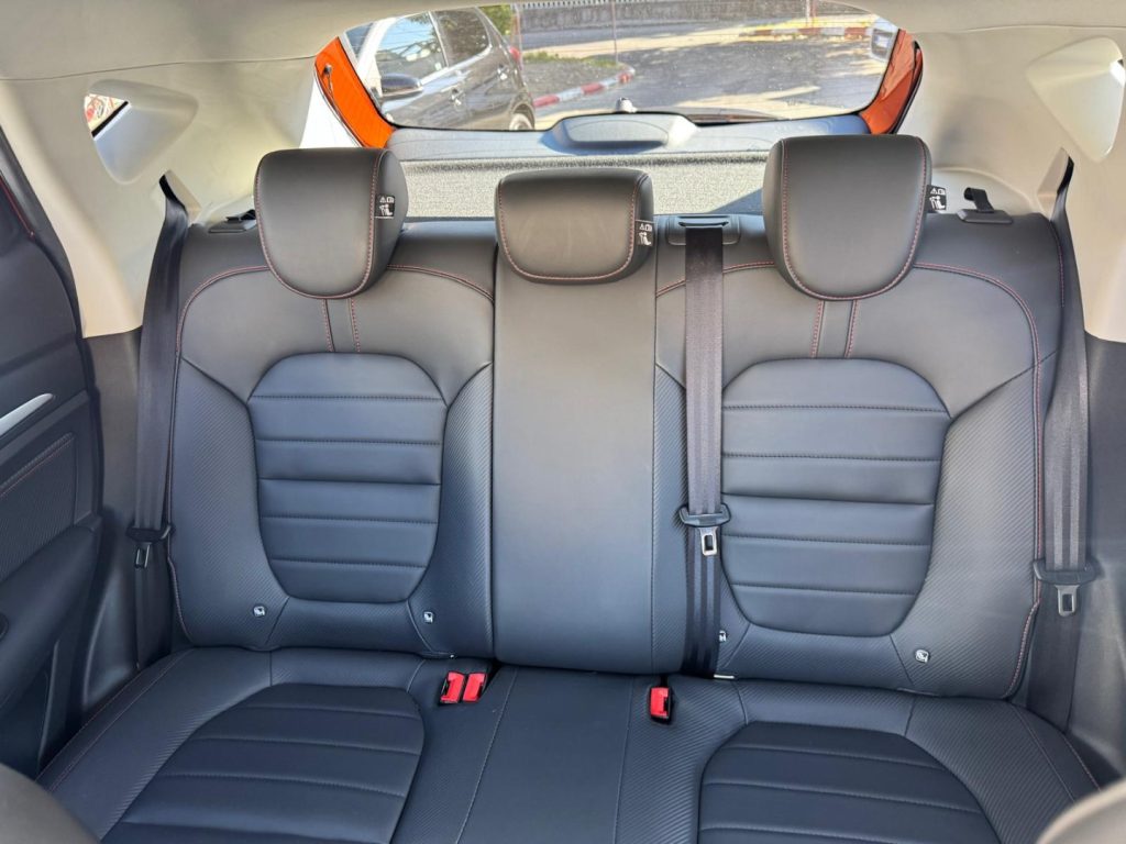 MG ZS 1.5 VTi-tech LUXURY - 14