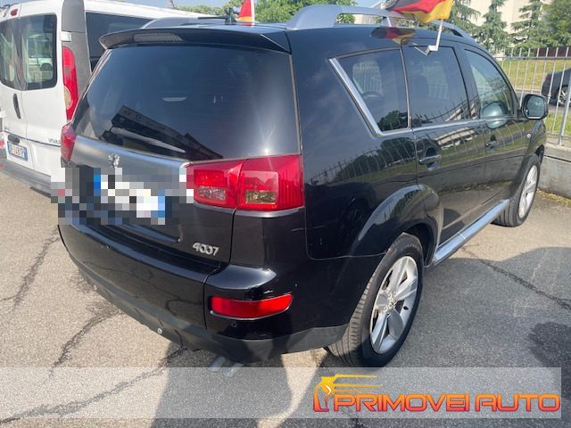 MITSUBISHI Outlander Nero metallizzato